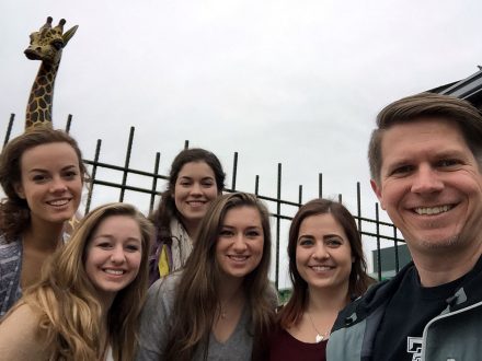 We started our day at Jungle Jim's. Yes, that's a giraffe.